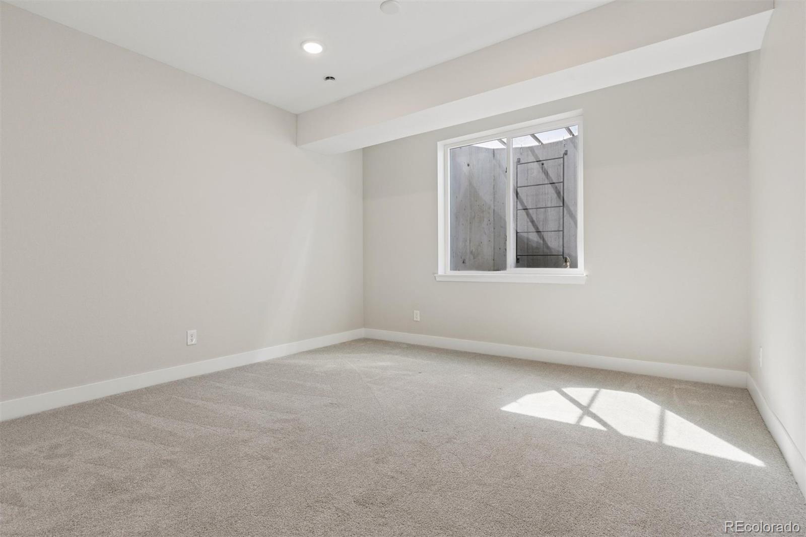 MLS Image #31 for 8735 s quemoy street,aurora, Colorado