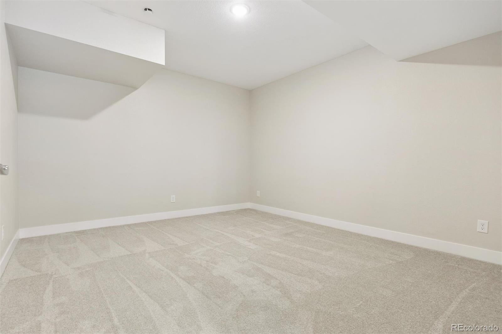 MLS Image #33 for 8735 s quemoy street,aurora, Colorado
