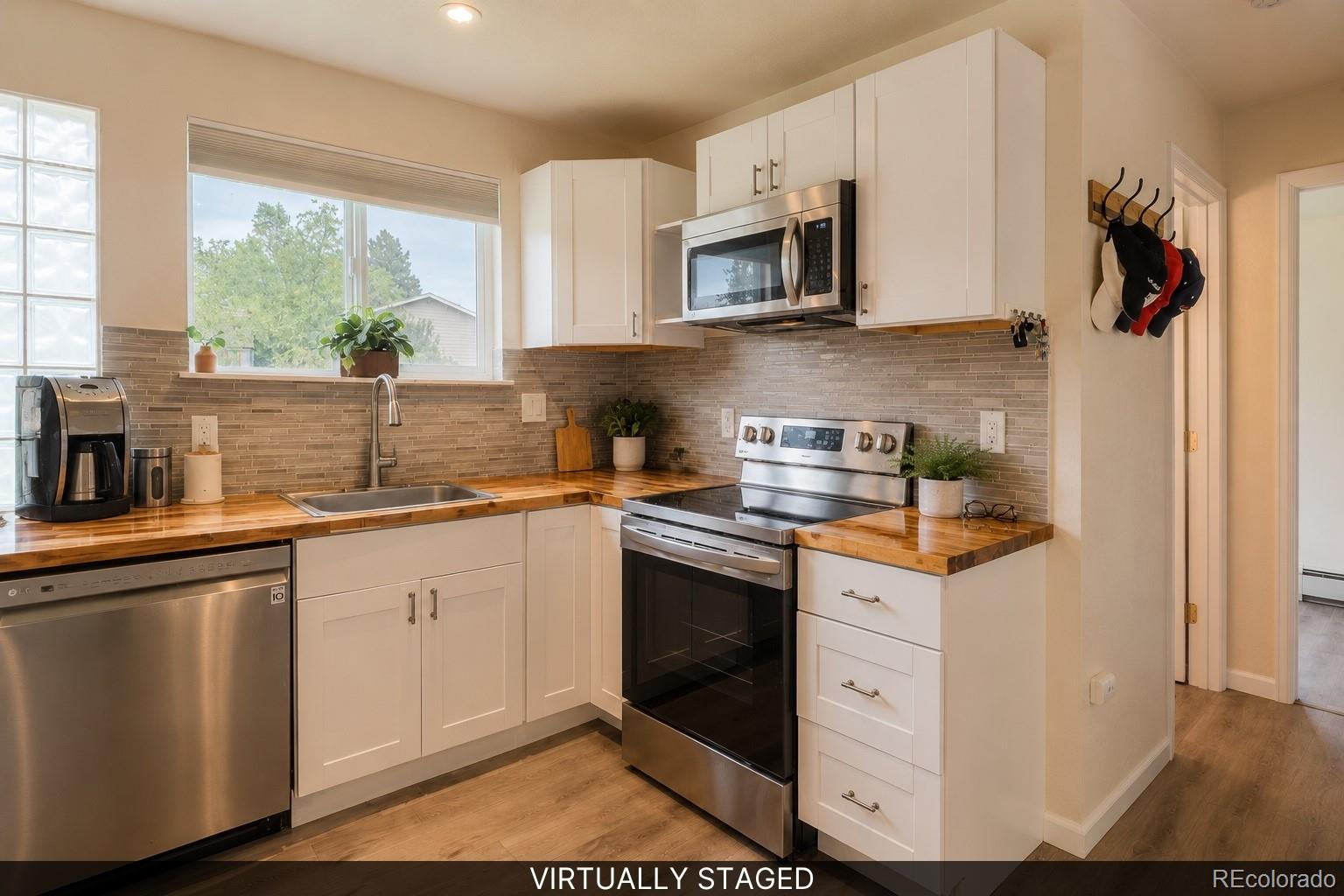 MLS Image #15 for 830 s harlan street,denver, Colorado