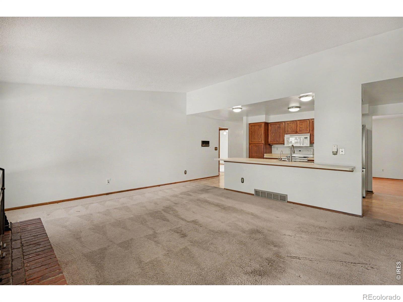 MLS Image #3 for 15047 e greenwood place,aurora, Colorado