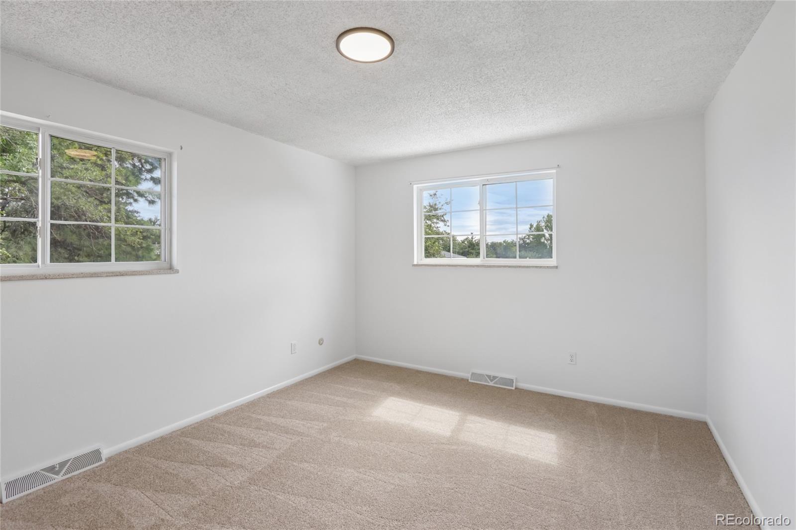 MLS Image #13 for 215 e 17th avenue,longmont, Colorado