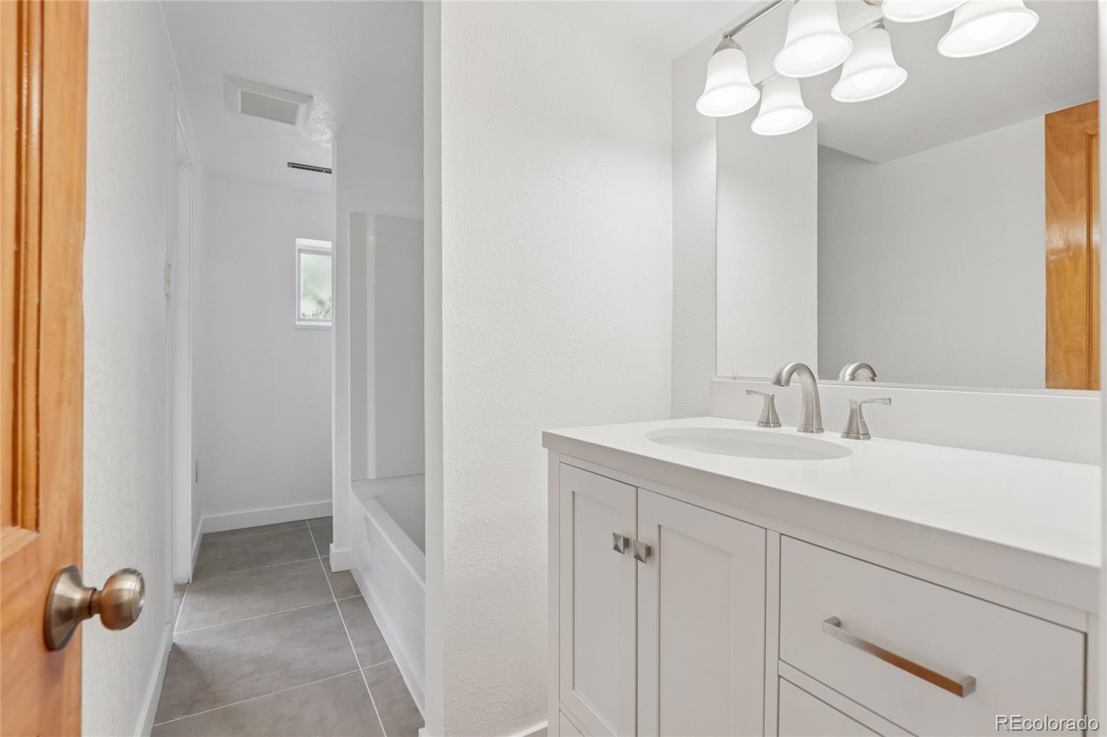 MLS Image #21 for 215 e 17th avenue,longmont, Colorado