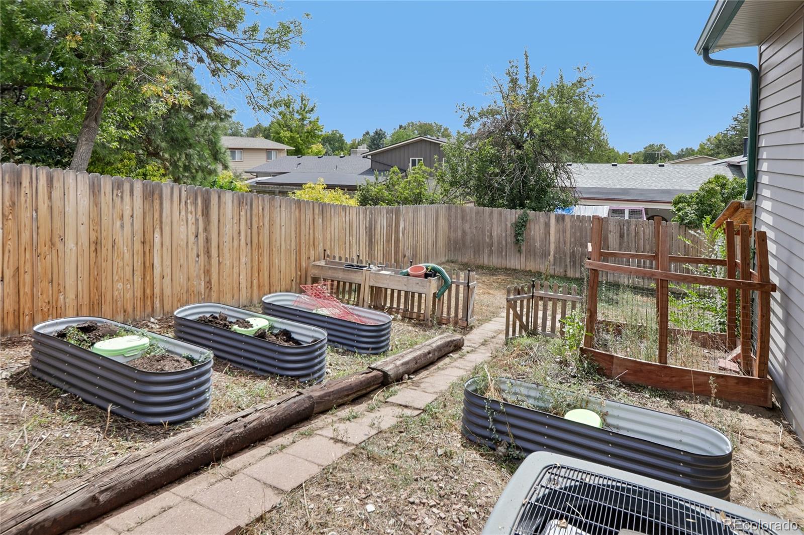 MLS Image #26 for 215 e 17th avenue,longmont, Colorado