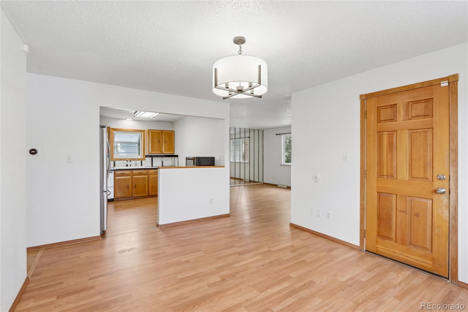 MLS Image #8 for 215 e 17th avenue,longmont, Colorado