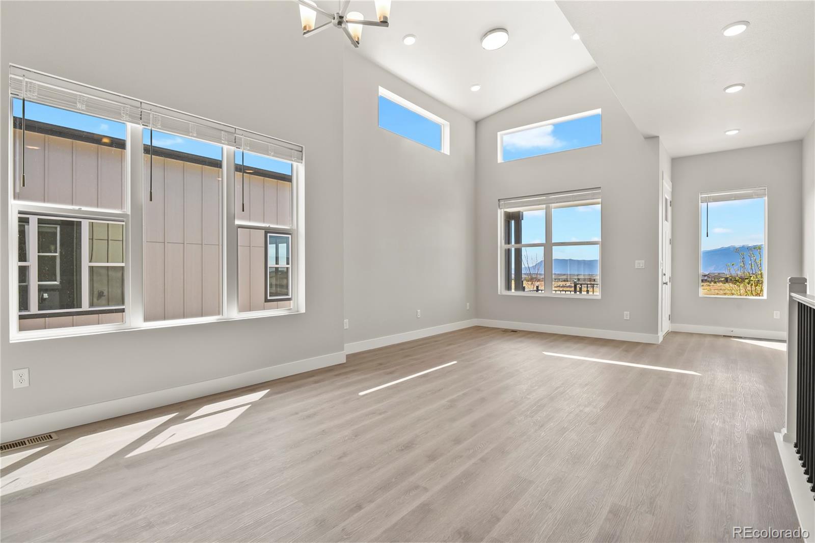 MLS Image #38 for 9420  roseate view,colorado springs, Colorado