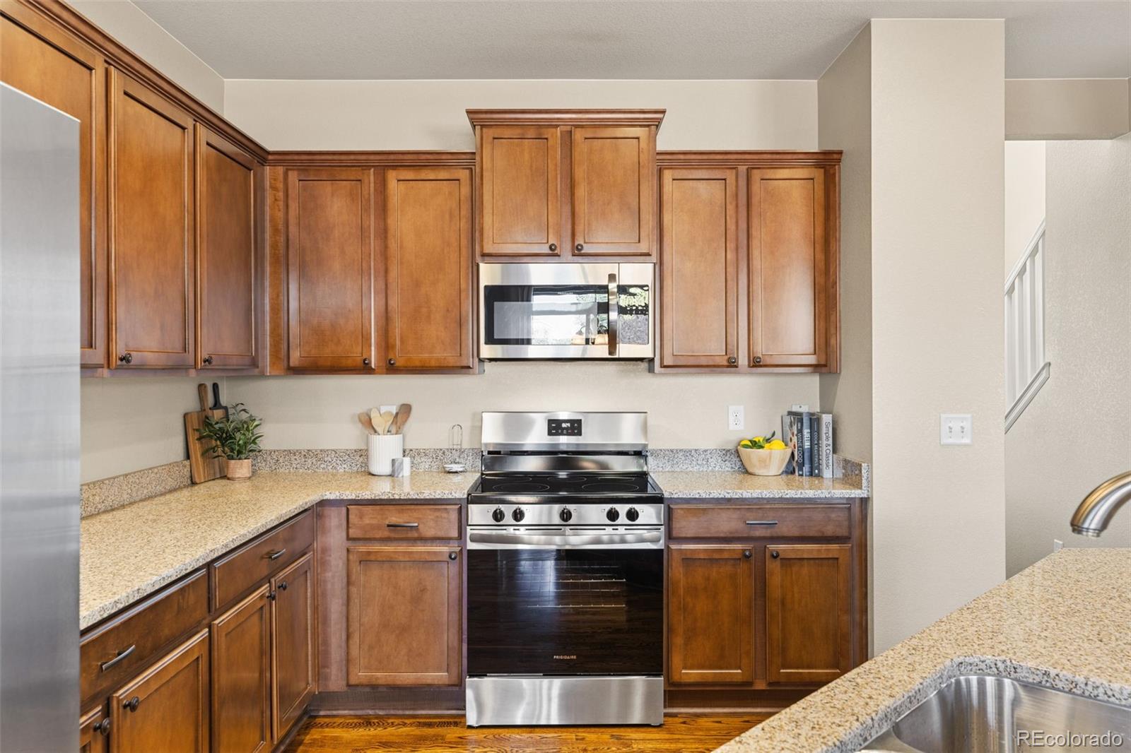 MLS Image #6 for 163 n jamestown way,aurora, Colorado