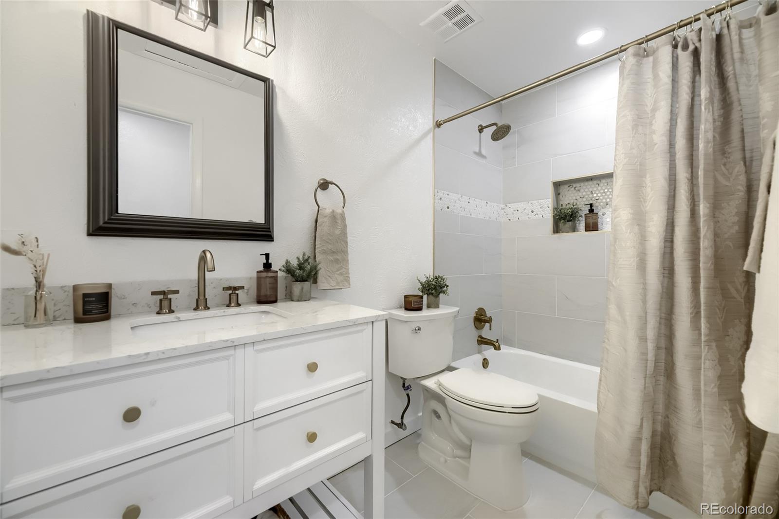 MLS Image #13 for 7953  chase circle,arvada, Colorado