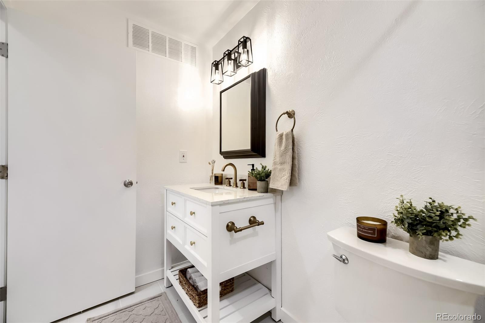 MLS Image #14 for 7953  chase circle,arvada, Colorado
