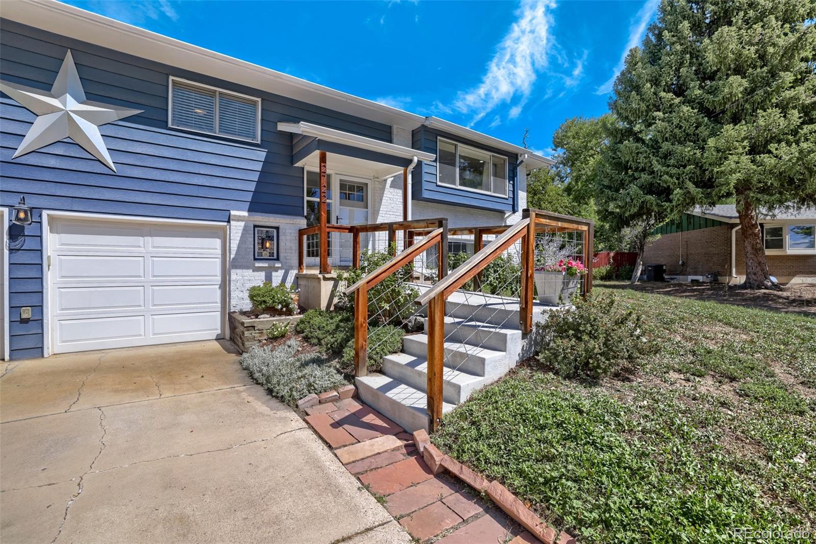 MLS Image #2 for 2722 s quay way,denver, Colorado
