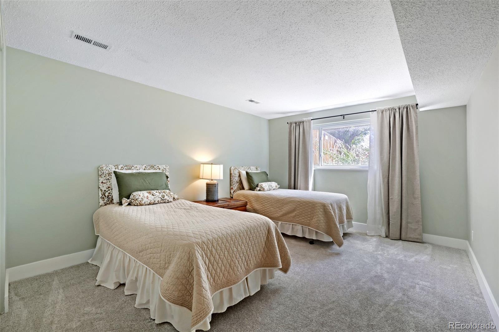 MLS Image #27 for 2722 s quay way,denver, Colorado