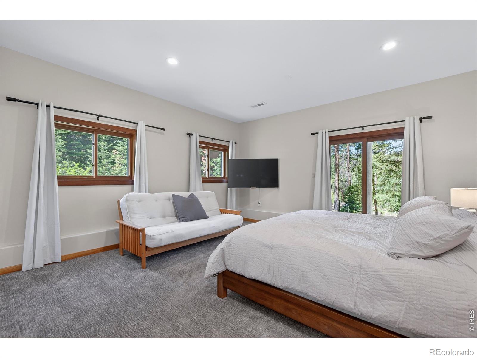 MLS Image #20 for 310  arapahoe road,winter park, Colorado