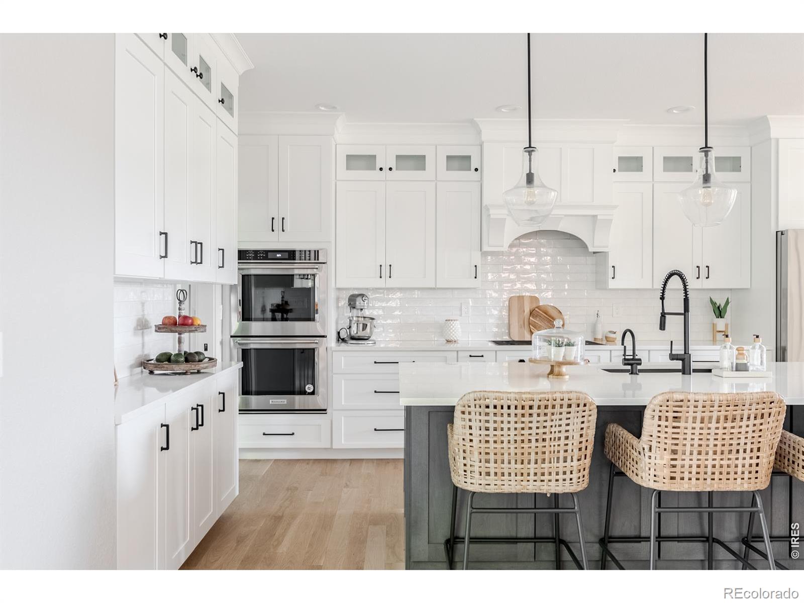 MLS Image #4 for 8657  devinney street,arvada, Colorado