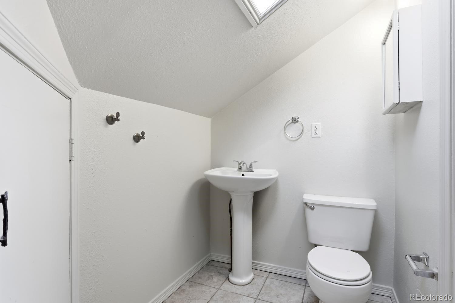 MLS Image #20 for 1853 s emerson street,denver, Colorado