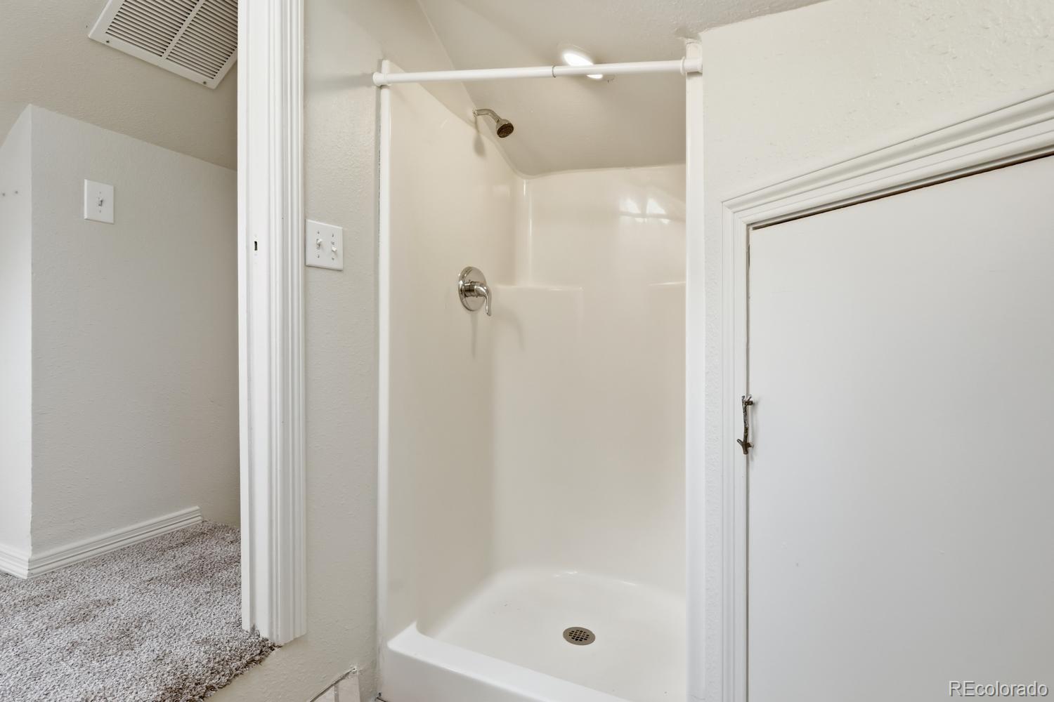 MLS Image #21 for 1853 s emerson street,denver, Colorado