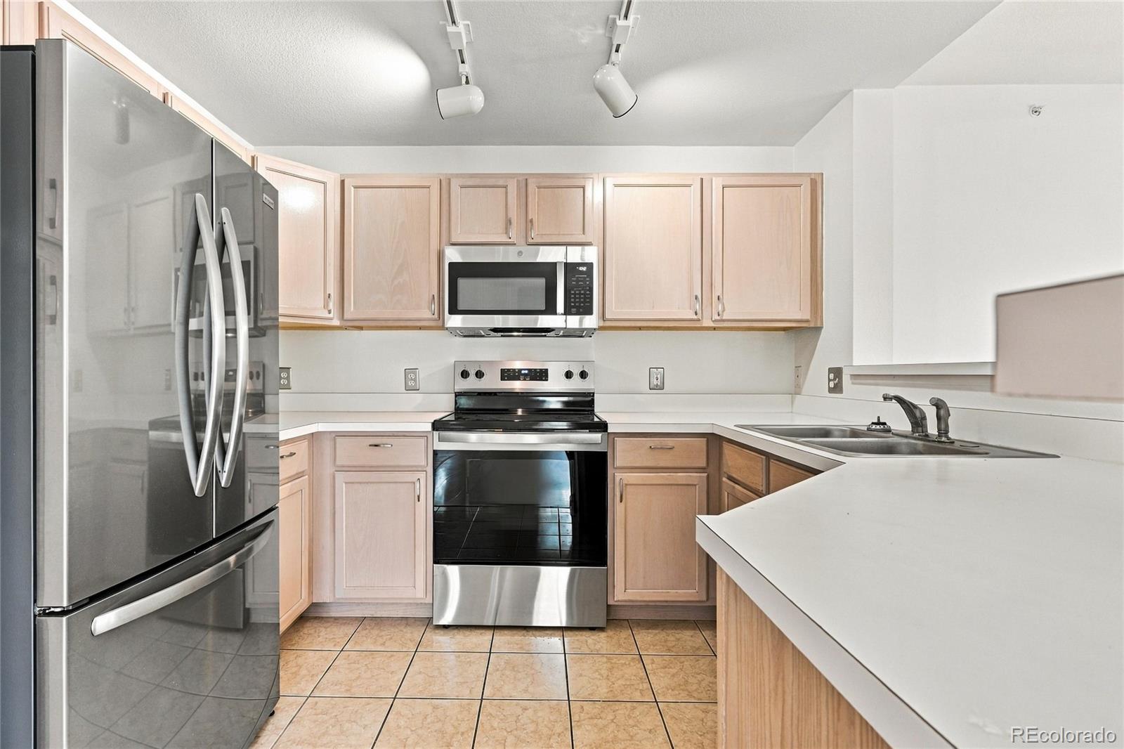 MLS Image #17 for 8707 e florida avenue 910,denver, Colorado