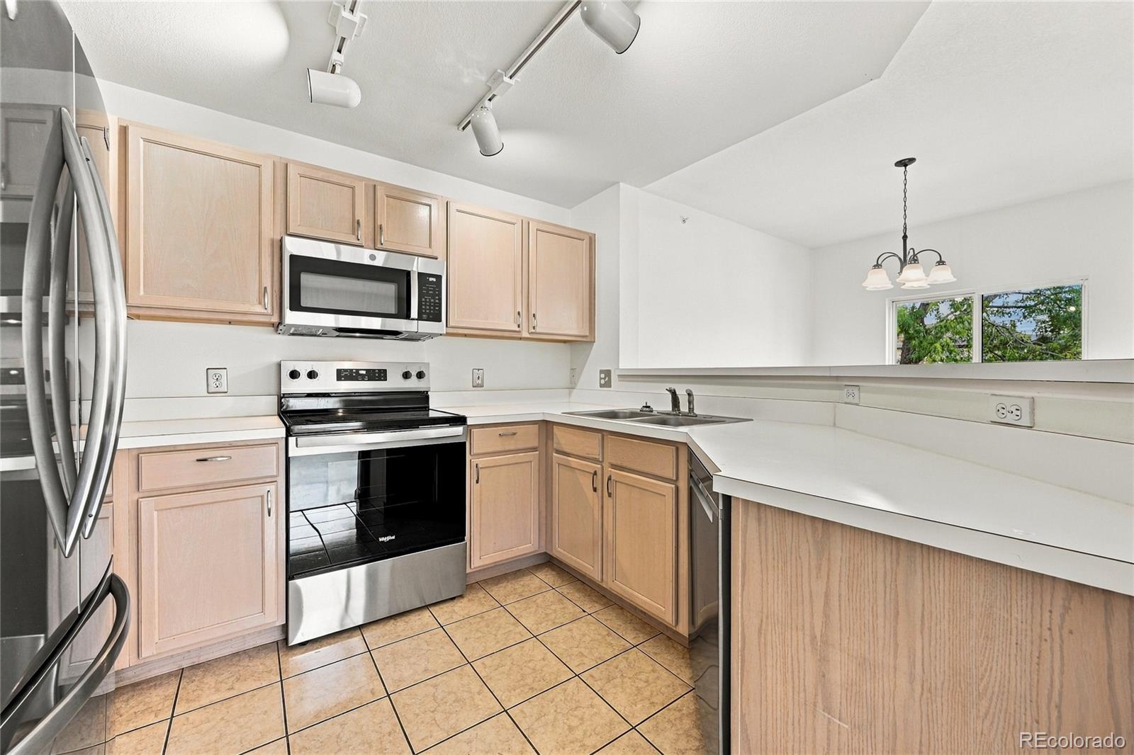 MLS Image #18 for 8707 e florida avenue 910,denver, Colorado