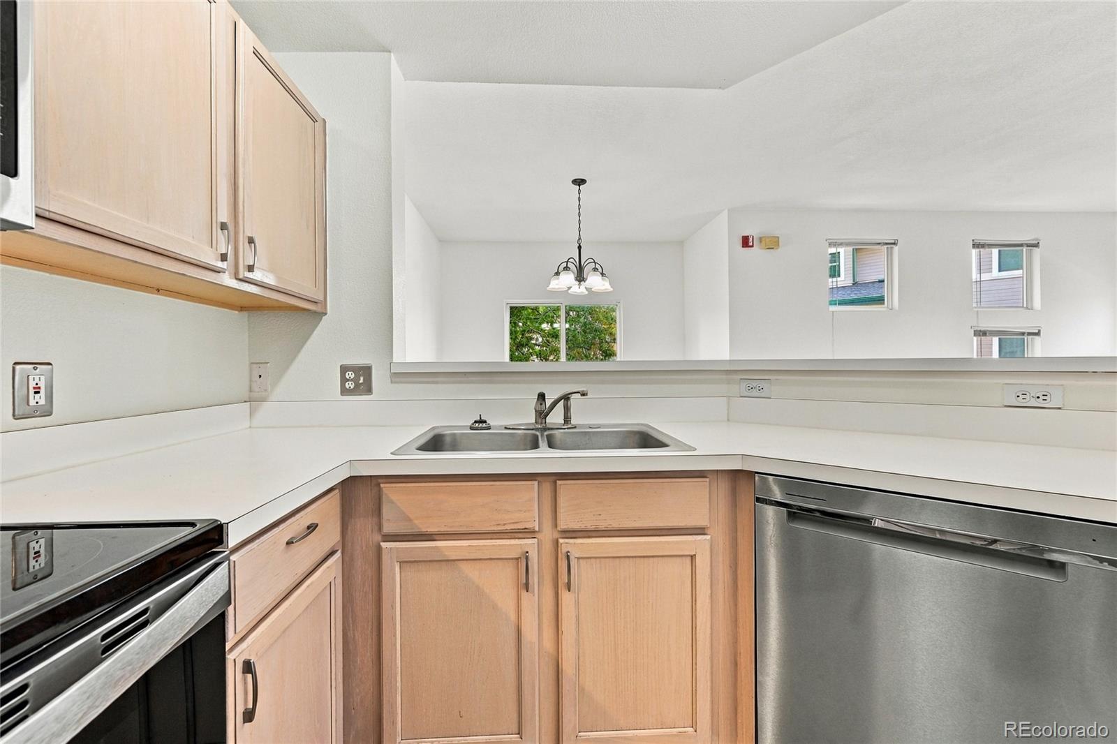 MLS Image #19 for 8707 e florida avenue 910,denver, Colorado