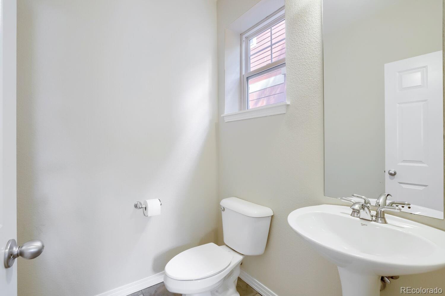 MLS Image #13 for 305  riverview court,longmont, Colorado
