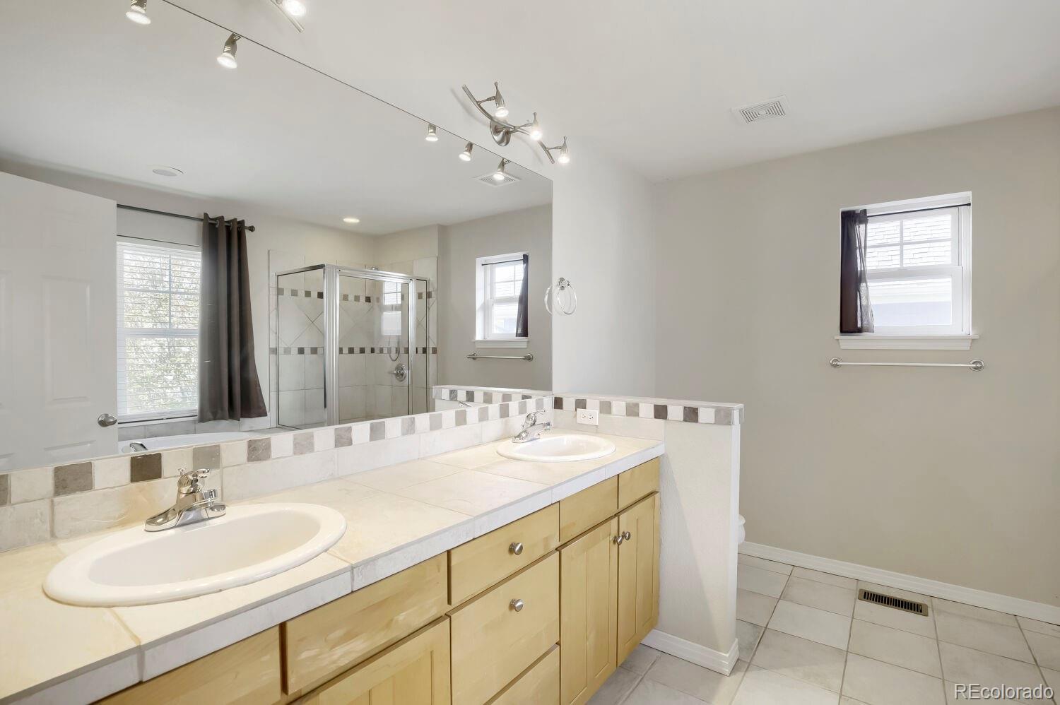 MLS Image #17 for 305  riverview court,longmont, Colorado