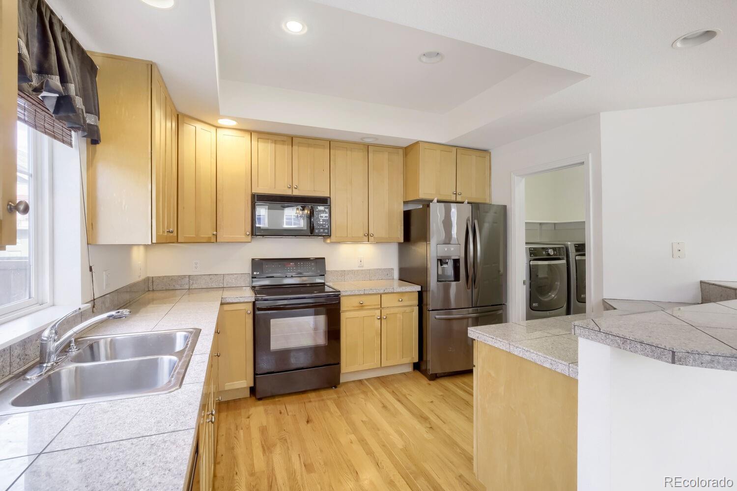 MLS Image #8 for 305  riverview court,longmont, Colorado