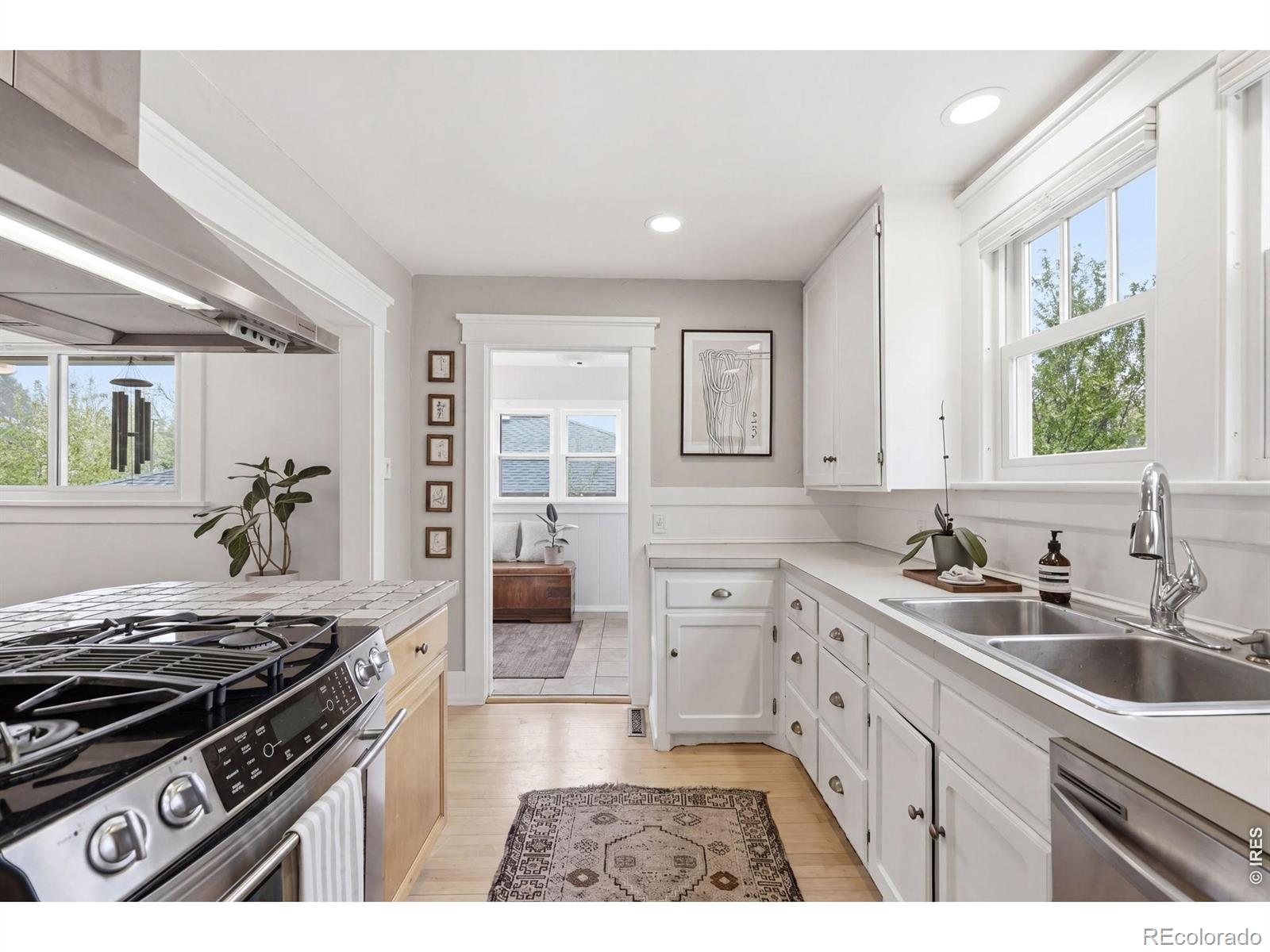 MLS Image #6 for 3115  broadway street,boulder, Colorado