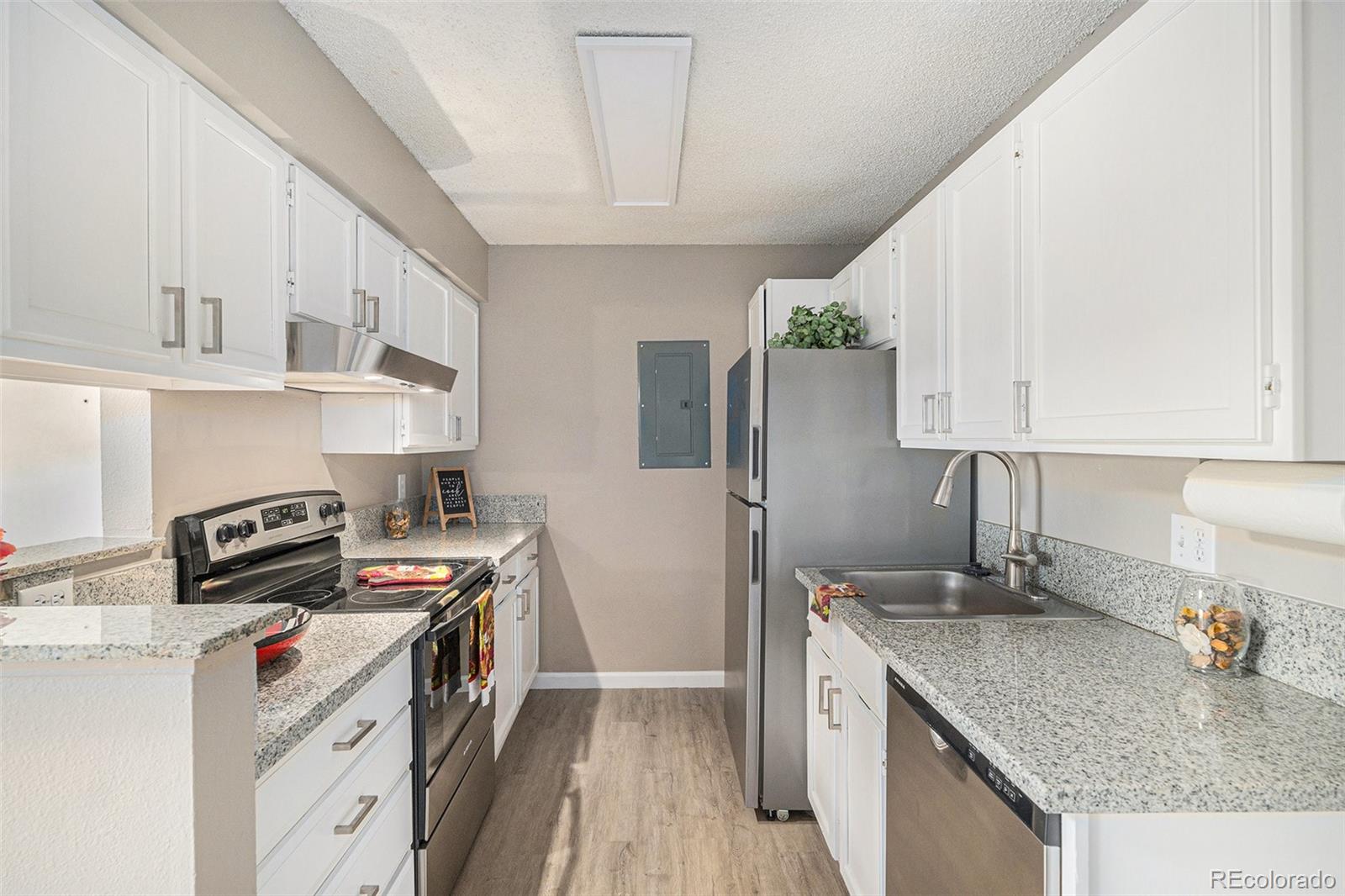 MLS Image #6 for 10150 e virginia avenue 10-302,denver, Colorado