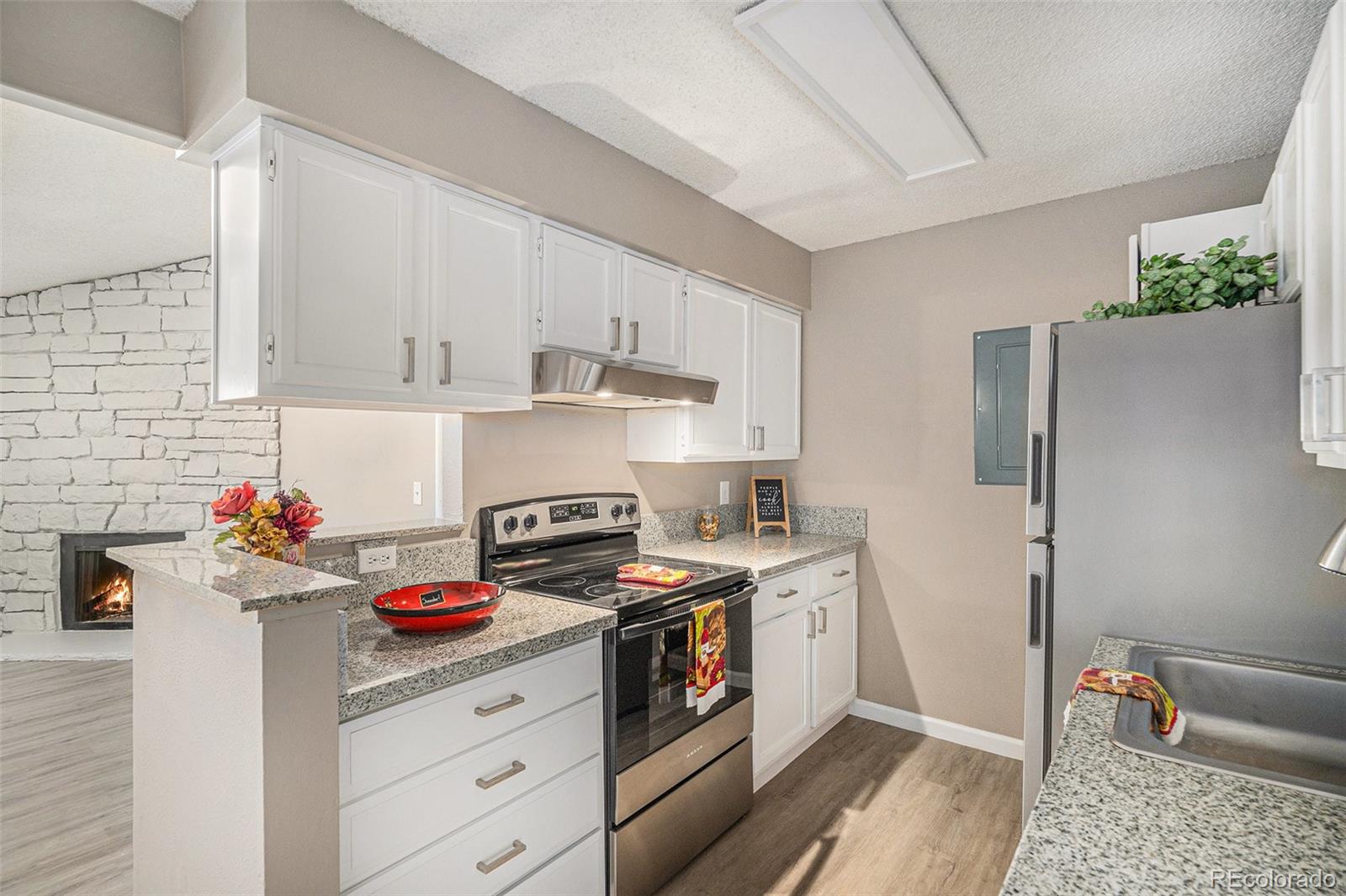 MLS Image #7 for 10150 e virginia avenue 10-302,denver, Colorado