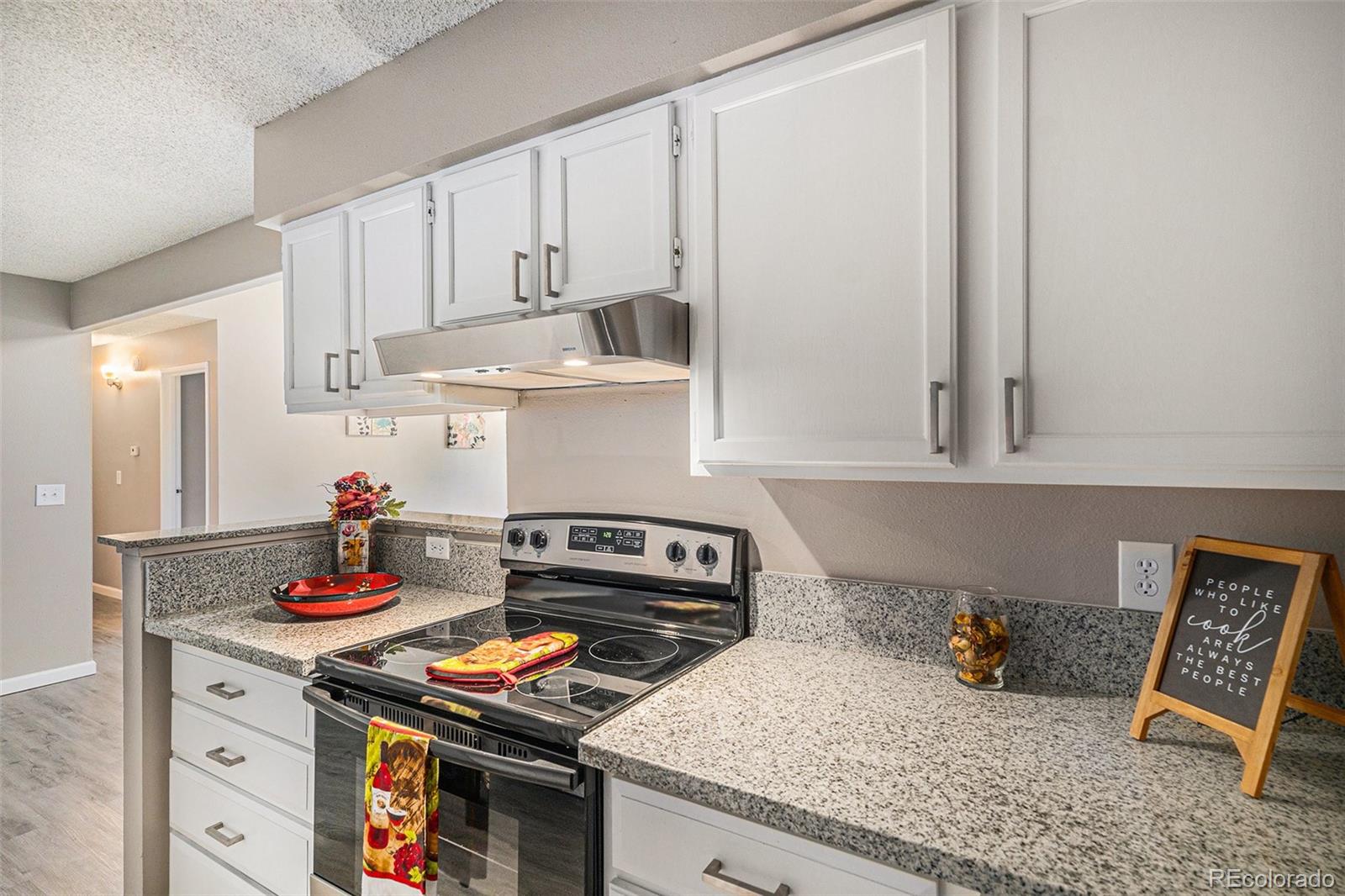 MLS Image #8 for 10150 e virginia avenue 10-302,denver, Colorado