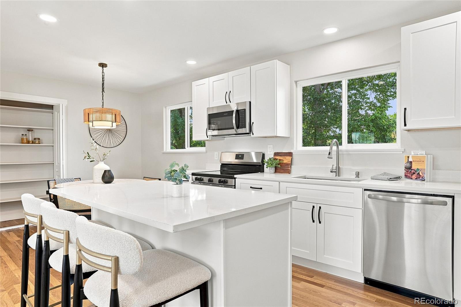 MLS Image #9 for 7110 w iowa avenue,lakewood, Colorado