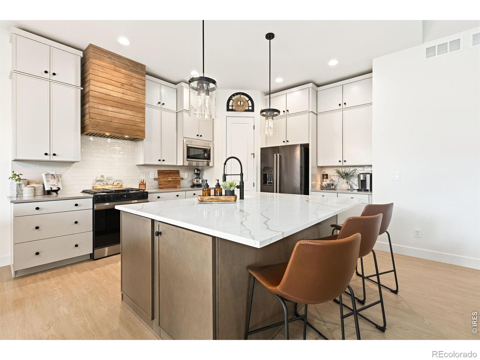 MLS Image #7 for 843  clydesdale drive,windsor, Colorado