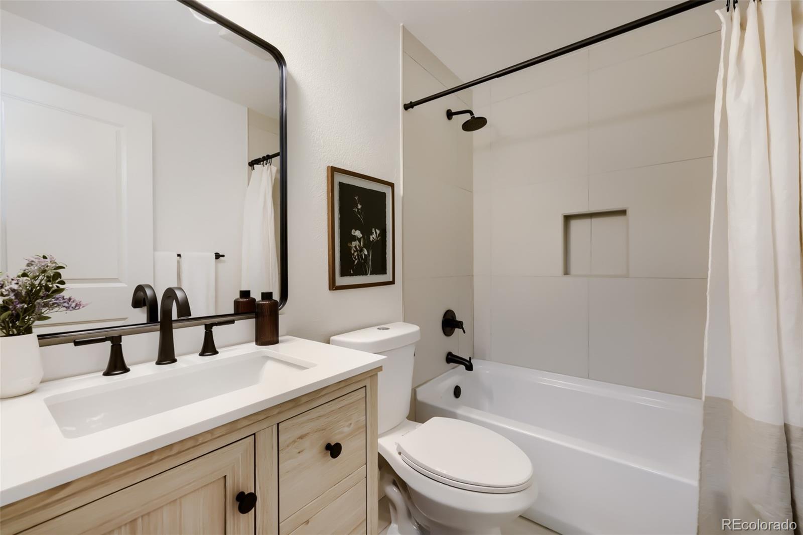 MLS Image #18 for 4618  fontana way,denver, Colorado