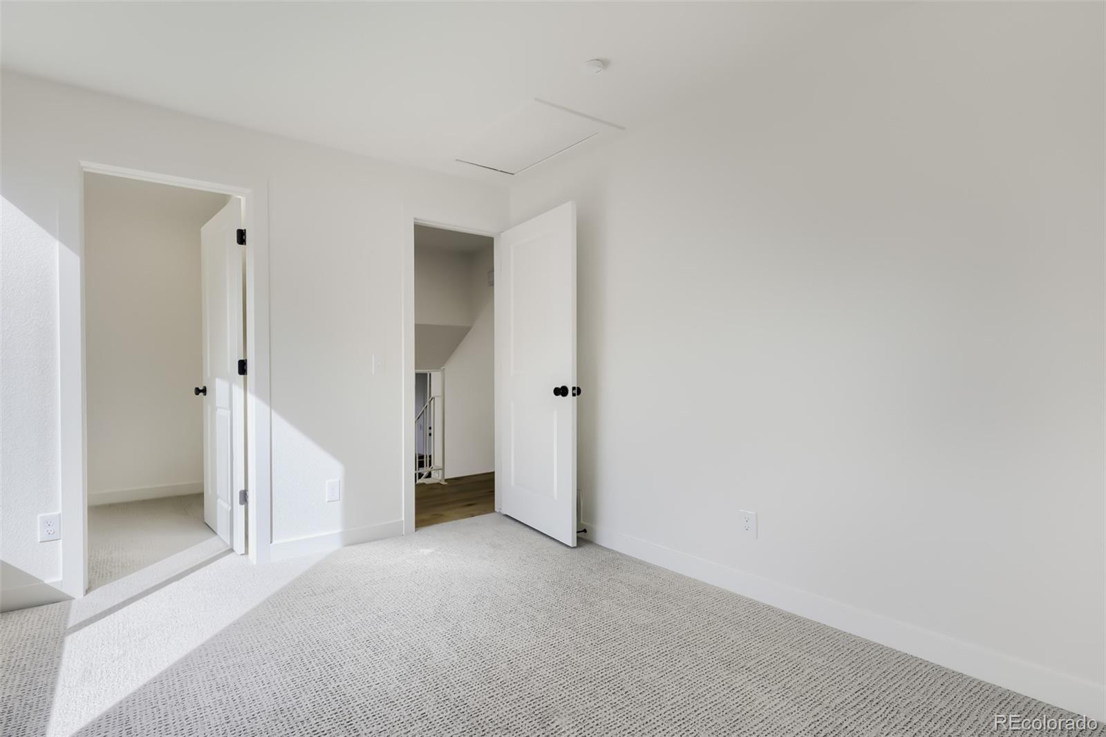 MLS Image #19 for 4618  fontana way,denver, Colorado