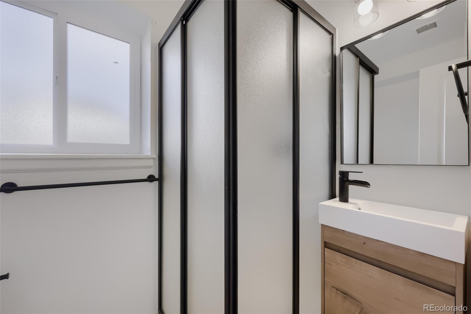 MLS Image #23 for 4618  fontana way,denver, Colorado