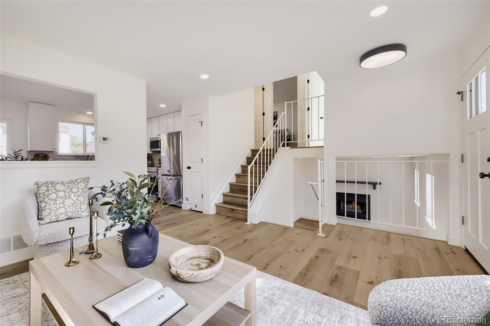 MLS Image #5 for 4618  fontana way,denver, Colorado
