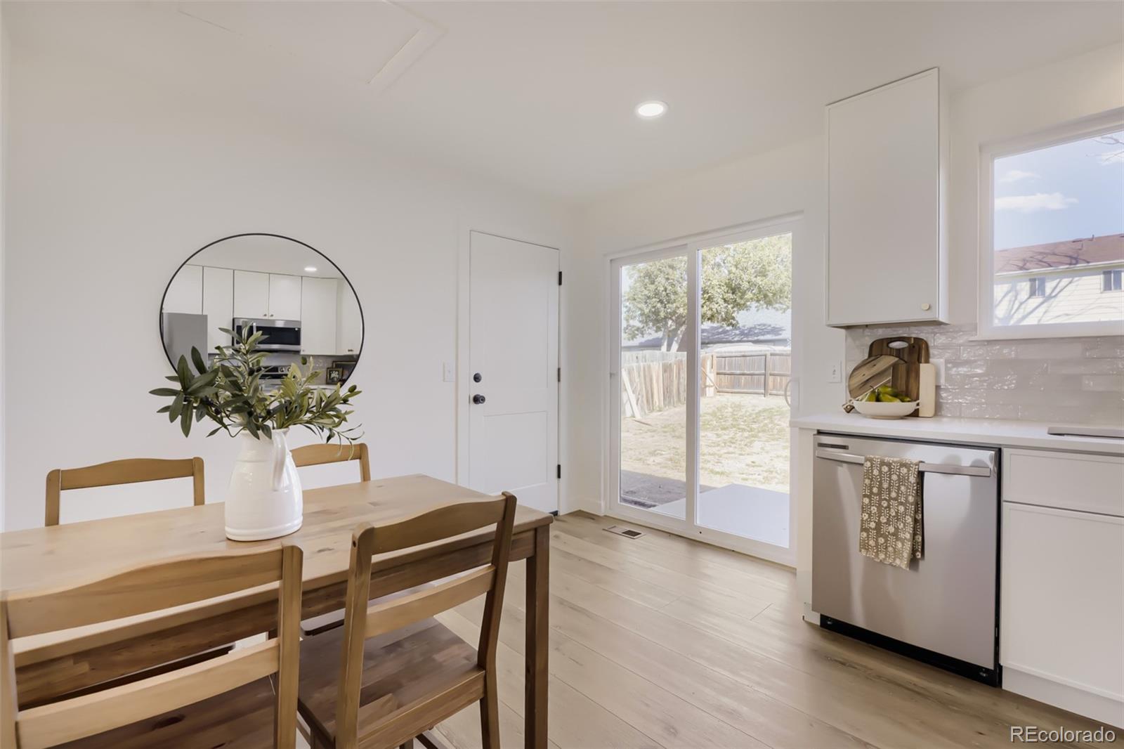 MLS Image #7 for 4618  fontana way,denver, Colorado