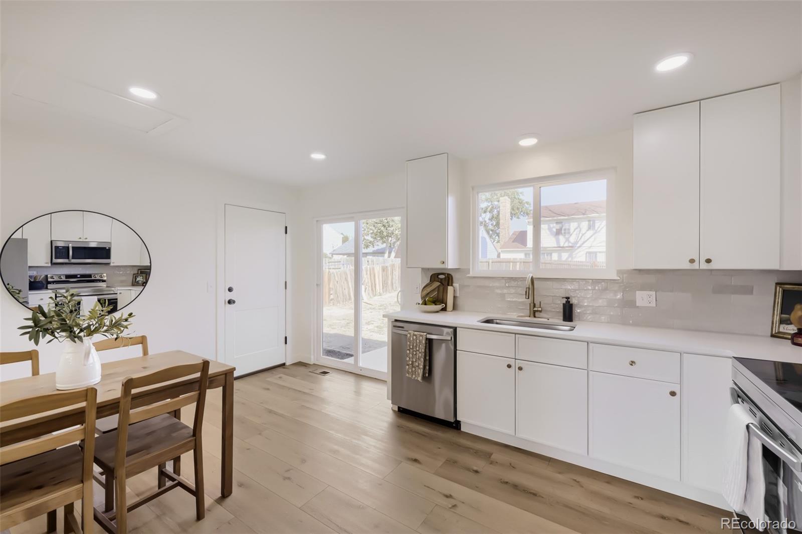 MLS Image #9 for 4618  fontana way,denver, Colorado