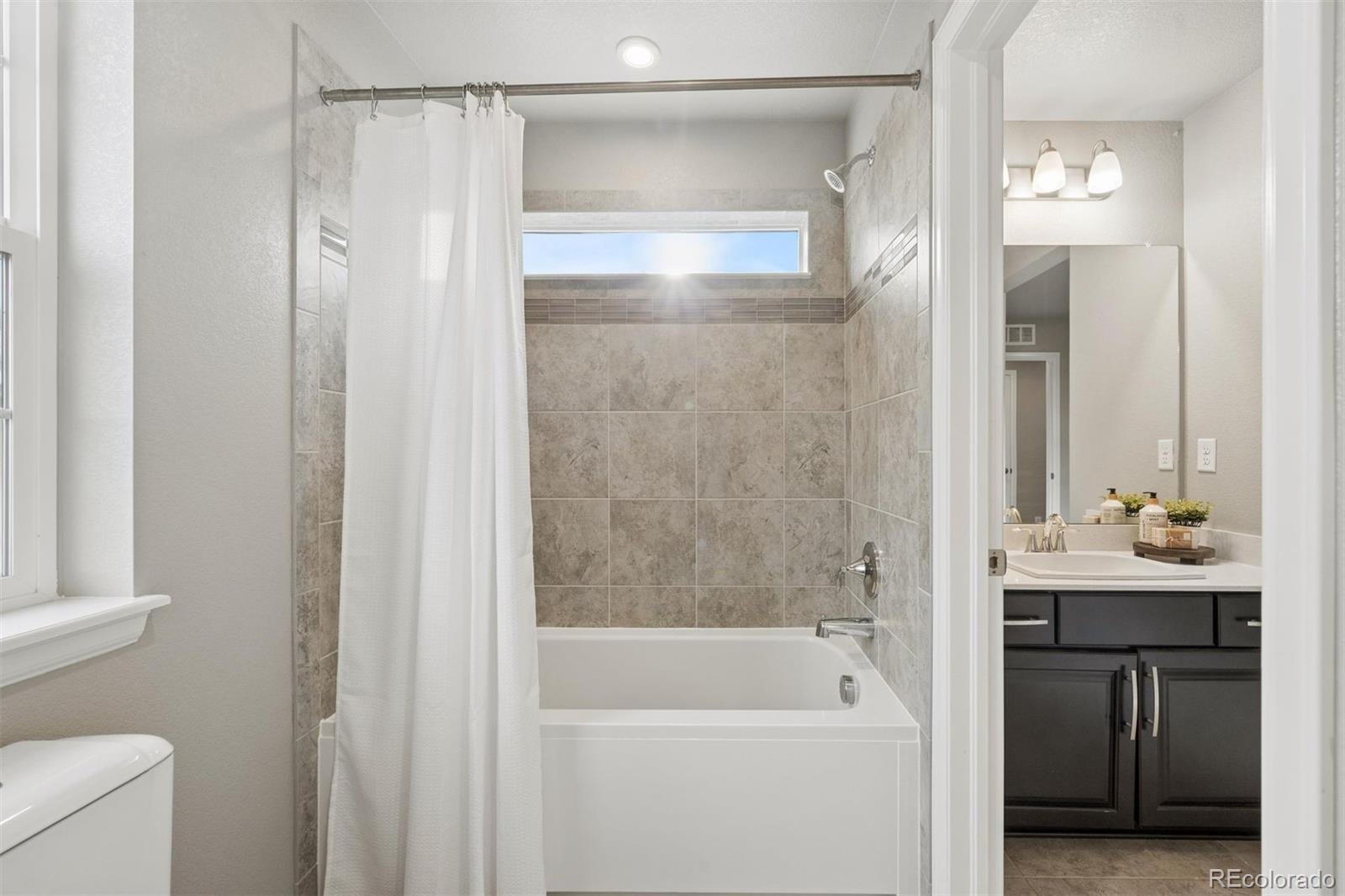 MLS Image #25 for 23877 e rocky top avenue,aurora, Colorado