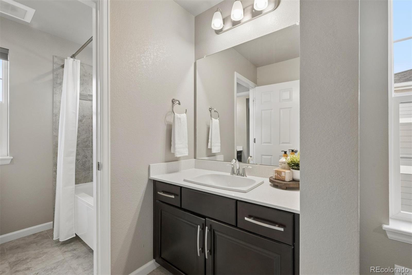 MLS Image #37 for 23877 e rocky top avenue,aurora, Colorado