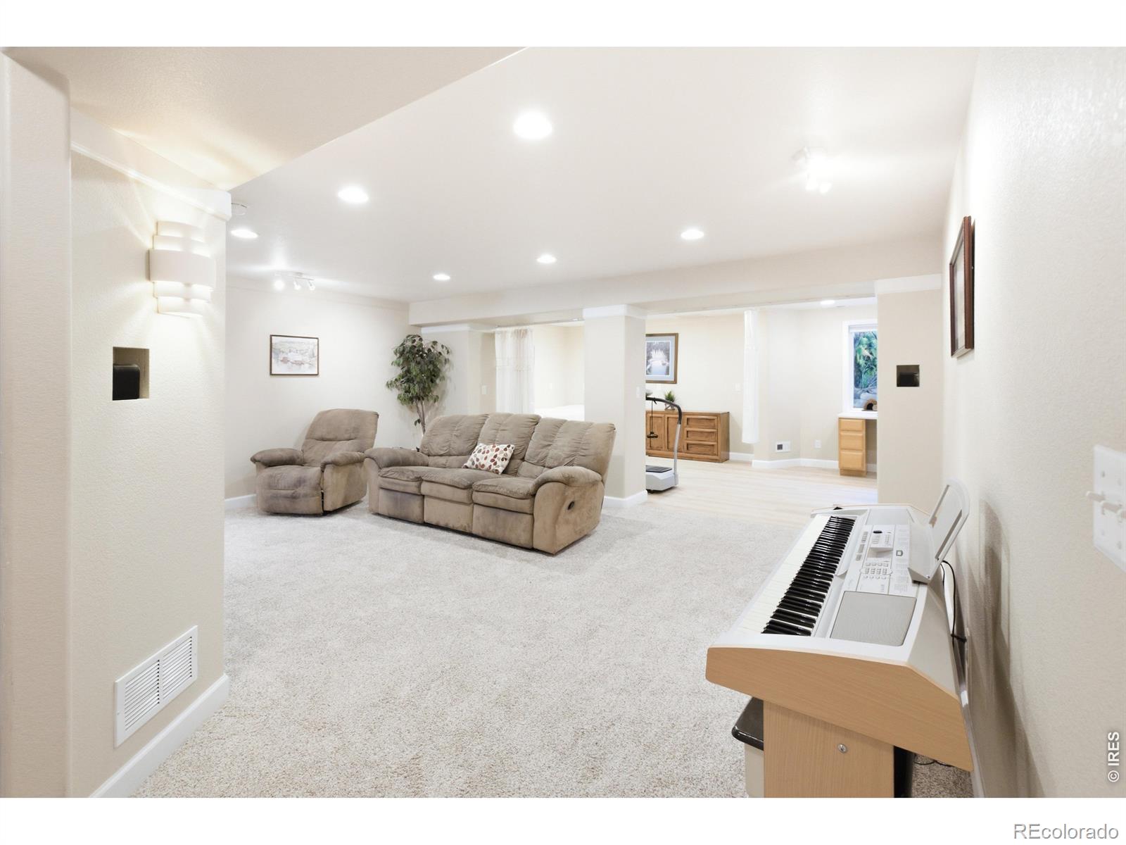 MLS Image #23 for 4307  onyx place,johnstown, Colorado