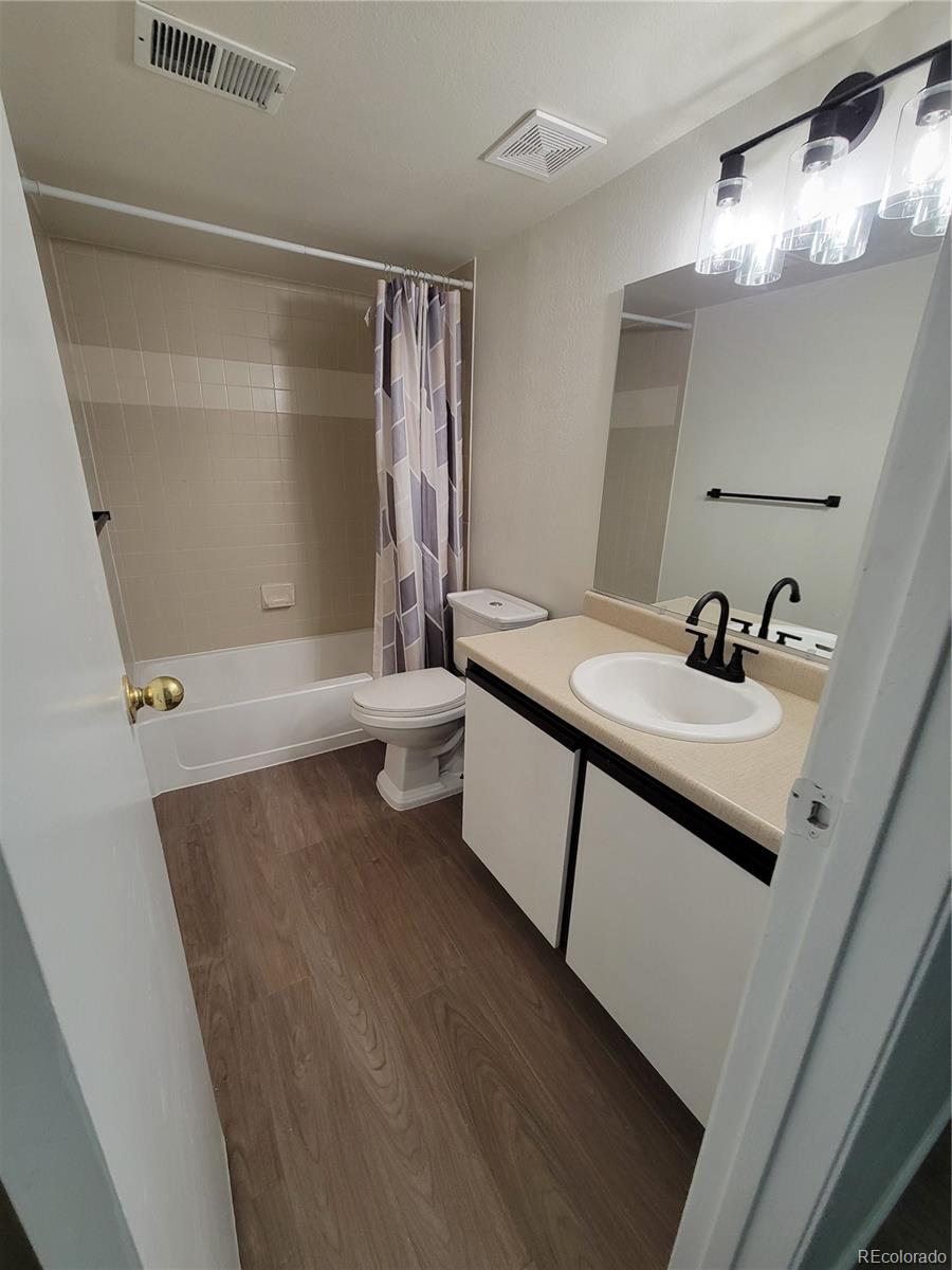 MLS Image #16 for 4760 s wadsworth boulevard,denver, Colorado