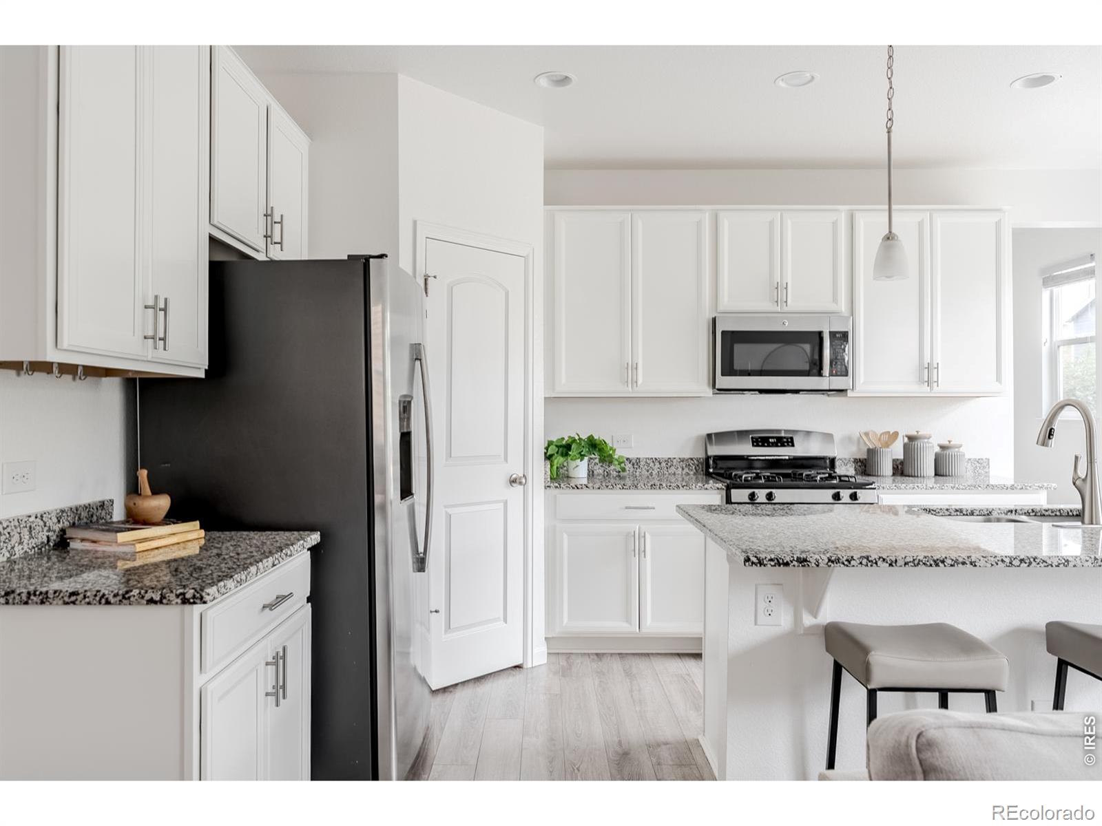 MLS Image #2 for 631 w 170th place,broomfield, Colorado