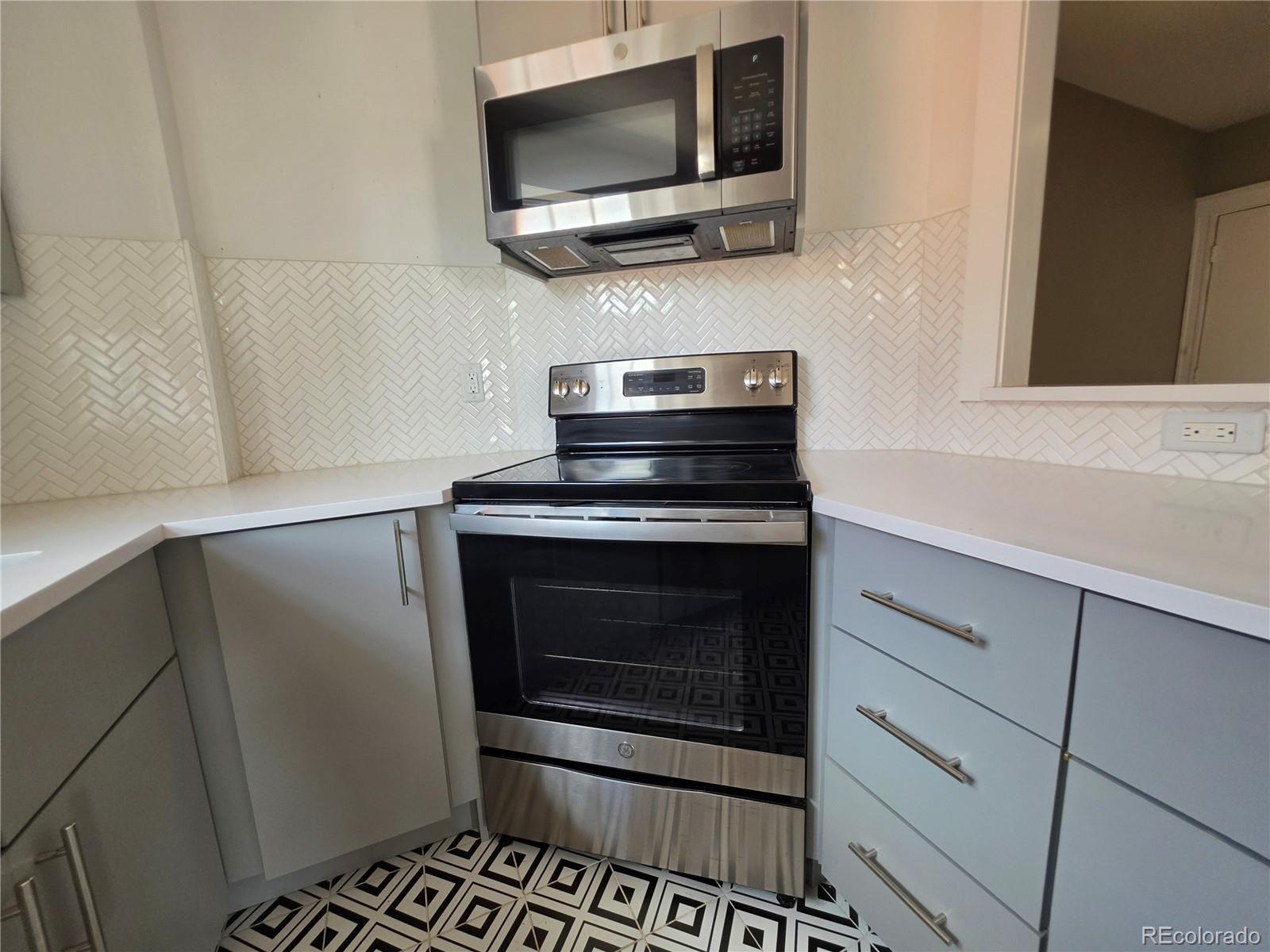 MLS Image #14 for 215 e 11th avenue,denver, Colorado