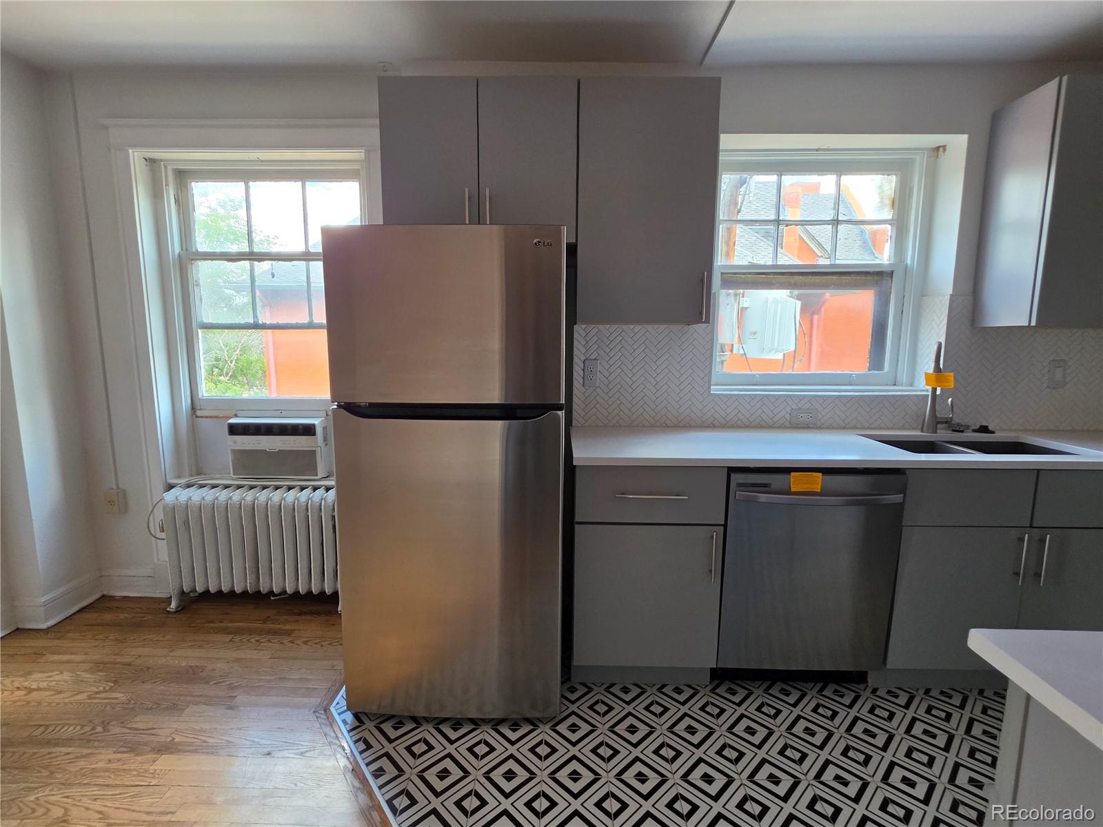 MLS Image #15 for 215 e 11th avenue,denver, Colorado