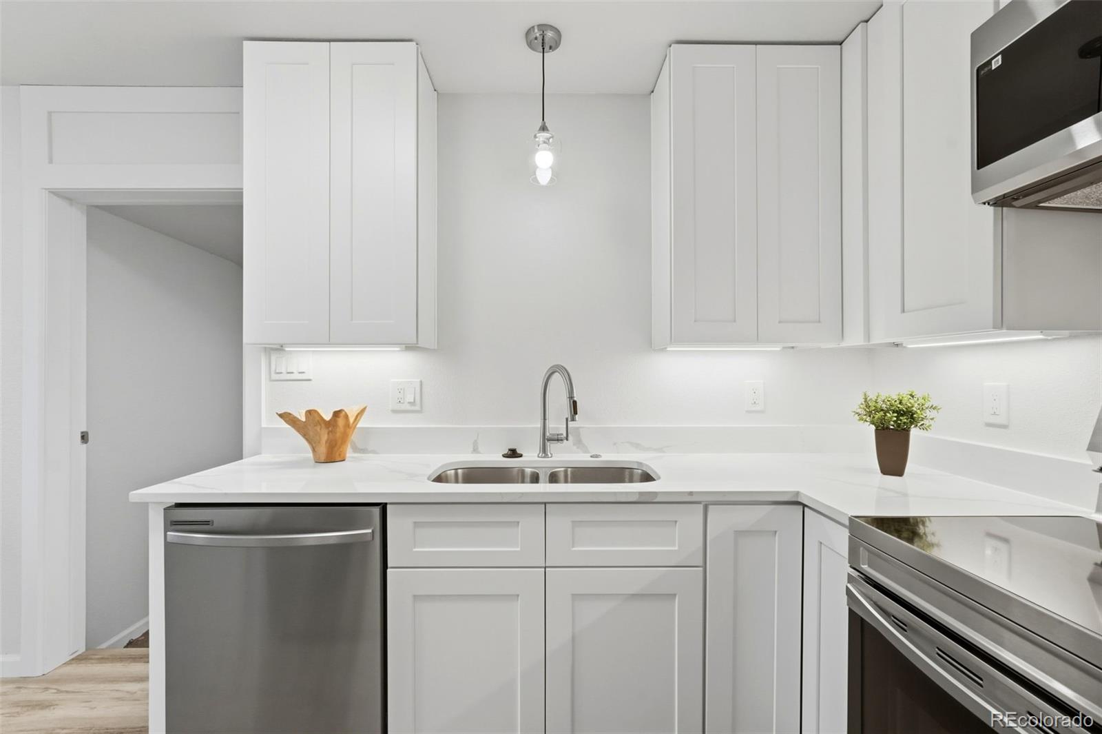 MLS Image #5 for 6160 e 60th place,commerce city, Colorado