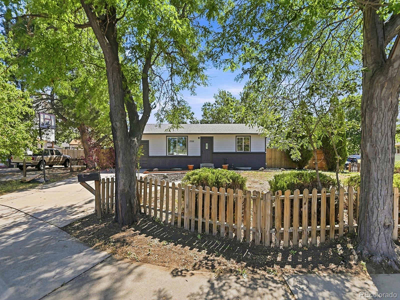 MLS Image #1 for 2788 s lewiston street,aurora, Colorado