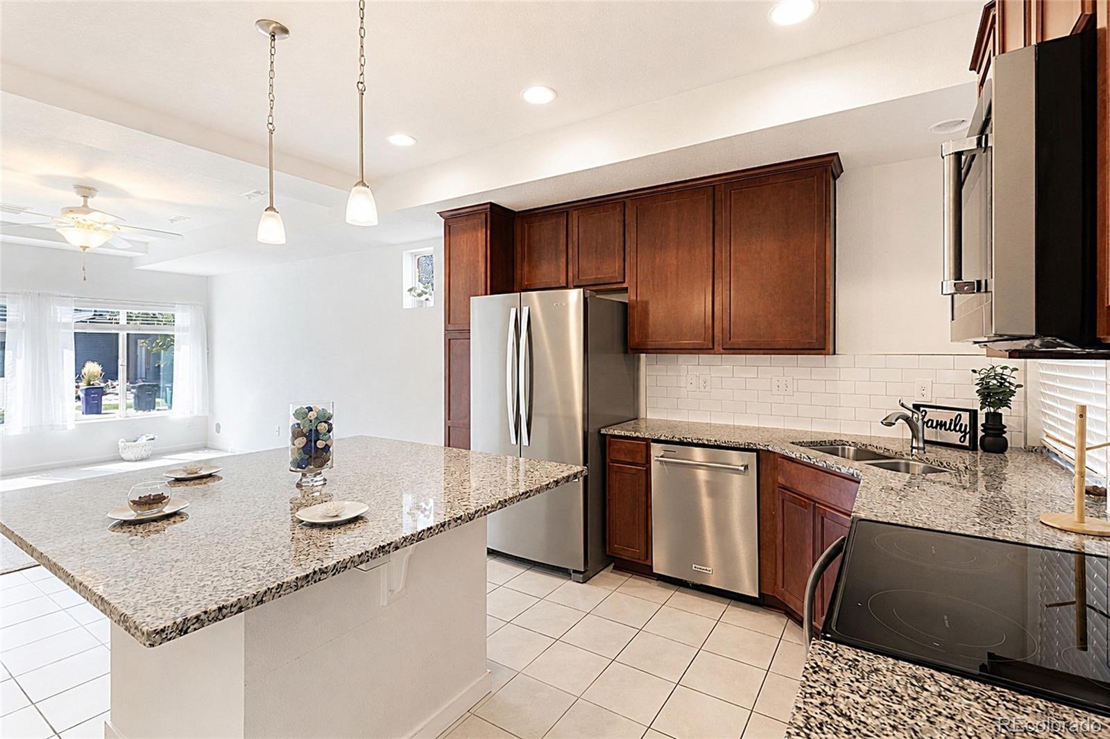 MLS Image #10 for 19109 e 54th place,denver, Colorado