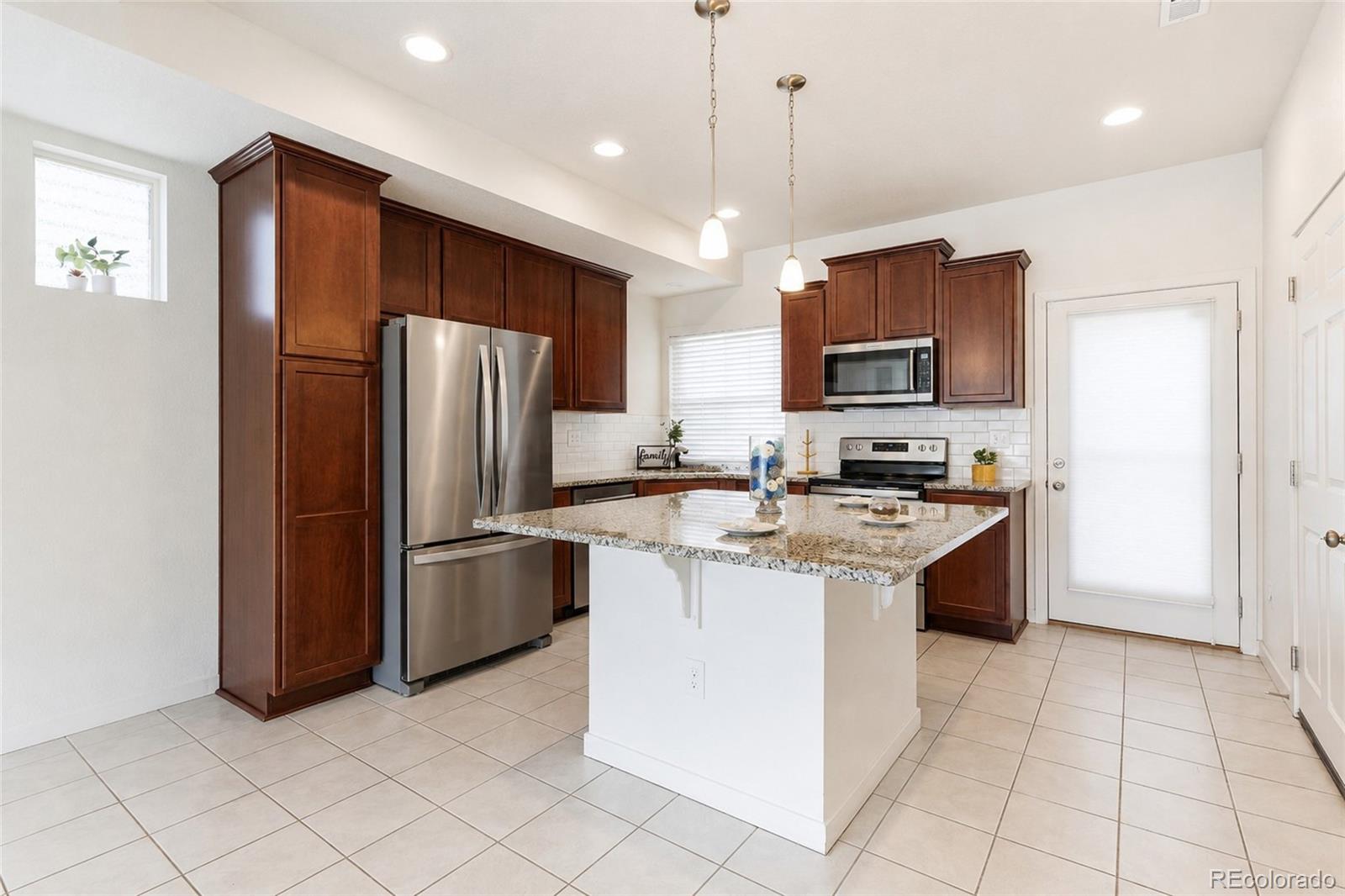 MLS Image #8 for 19109 e 54th place,denver, Colorado