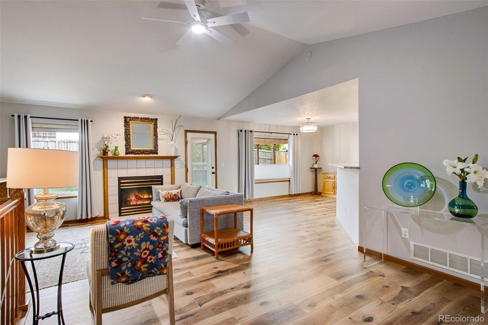 MLS Image #6 for 922 n 7th street,johnstown, Colorado