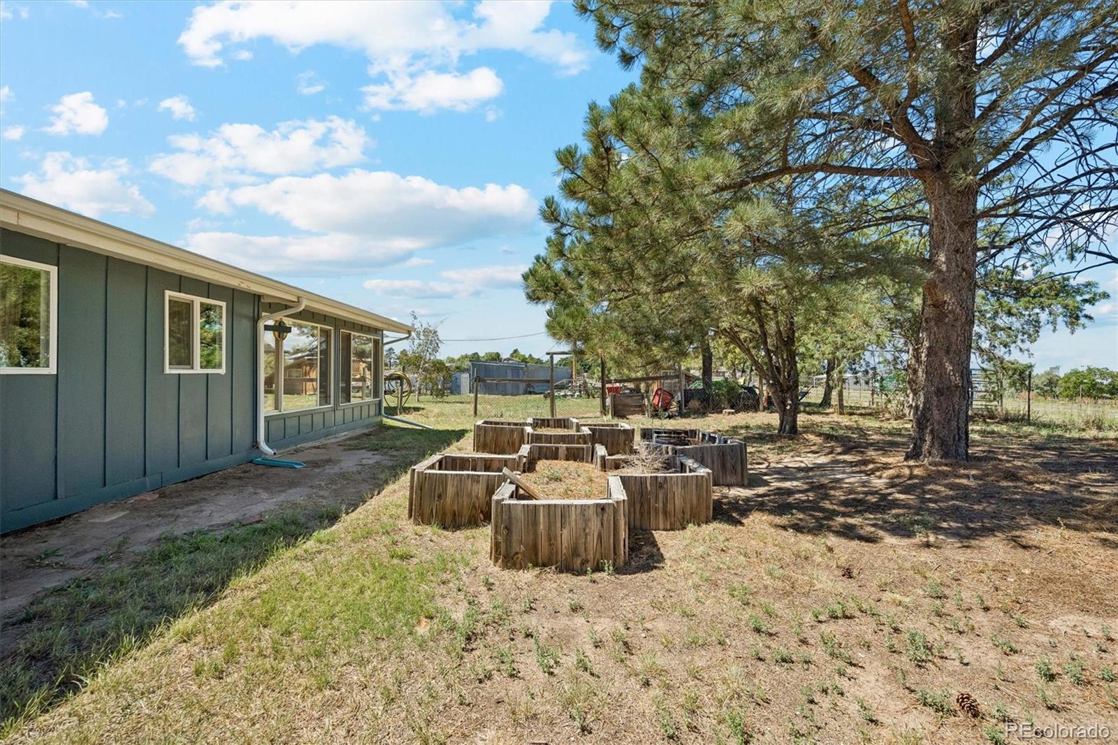 MLS Image #23 for 1015  odessa street,aurora, Colorado