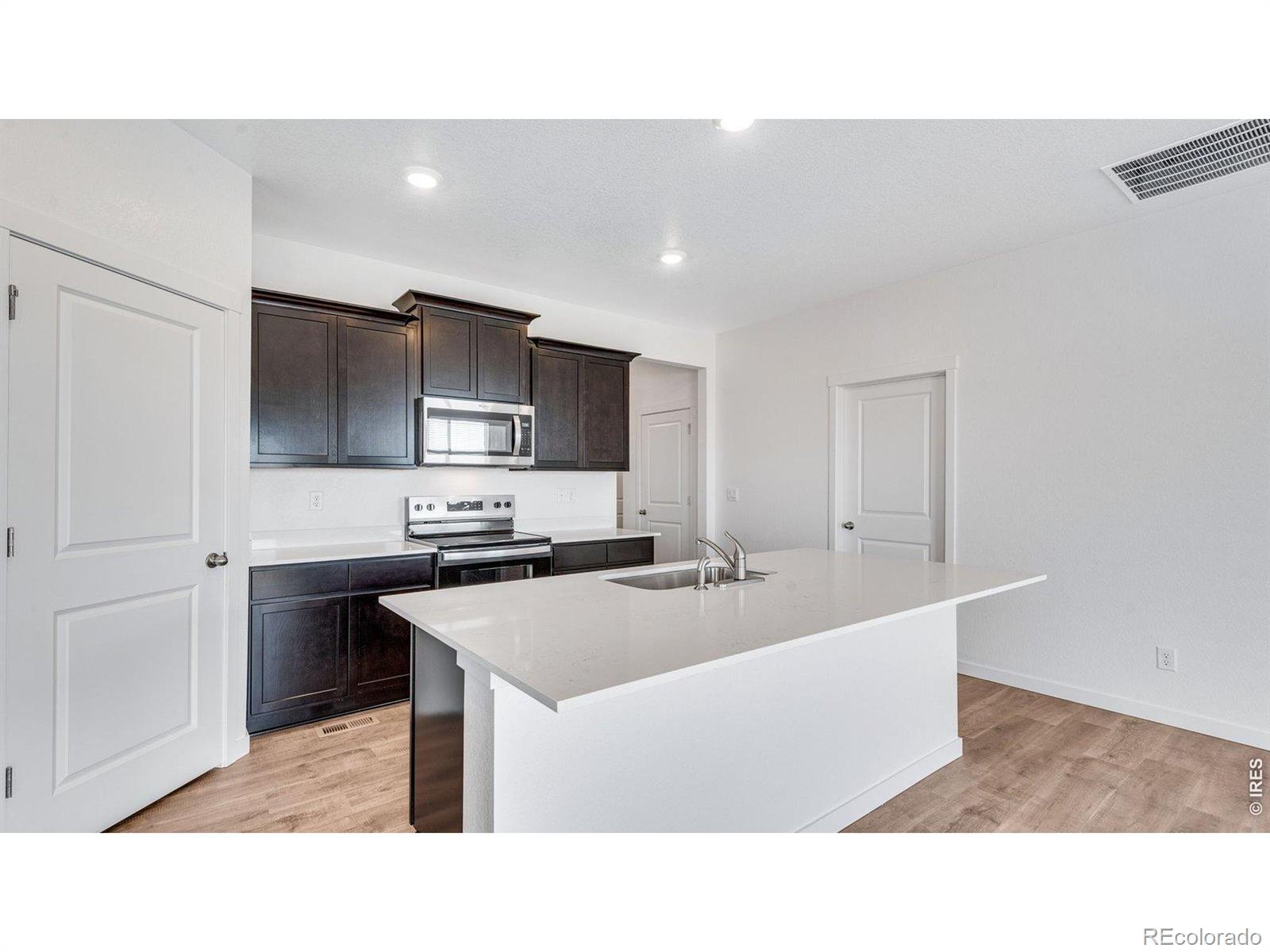 MLS Image #8 for 5625  gelbray place,windsor, Colorado